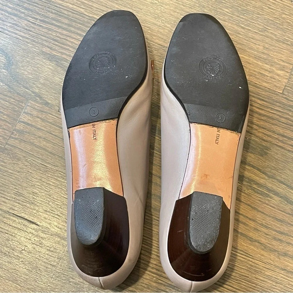 Salvatore Ferragamo Vara Bow Leather Pumps size 11 - Picture 12 of 13